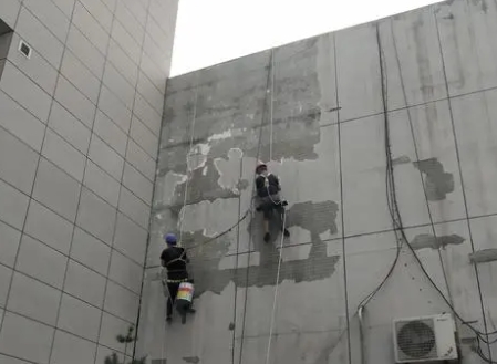 市北楼顶漏水维修公司分享下市北外墙防水的注意事项